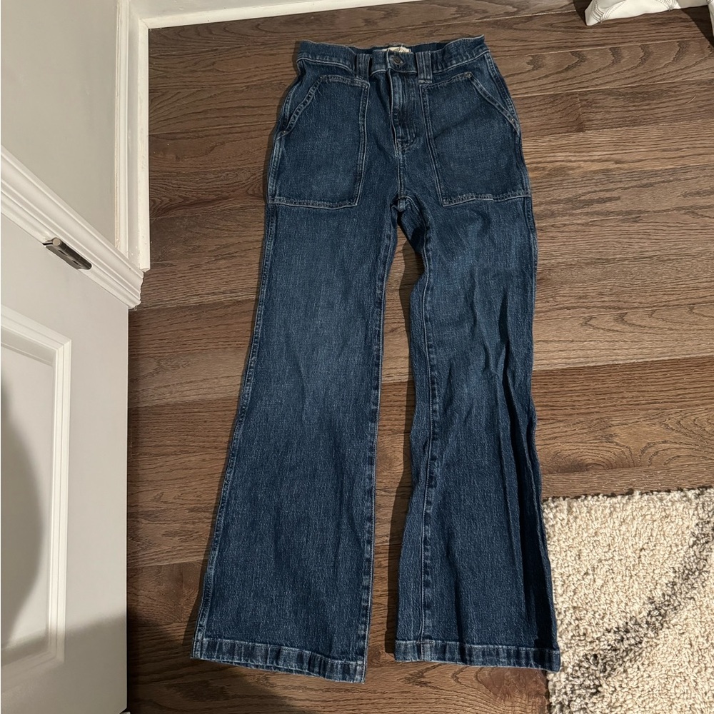 Madewell jeans 11” high rise flare. 27 size. NWOT.